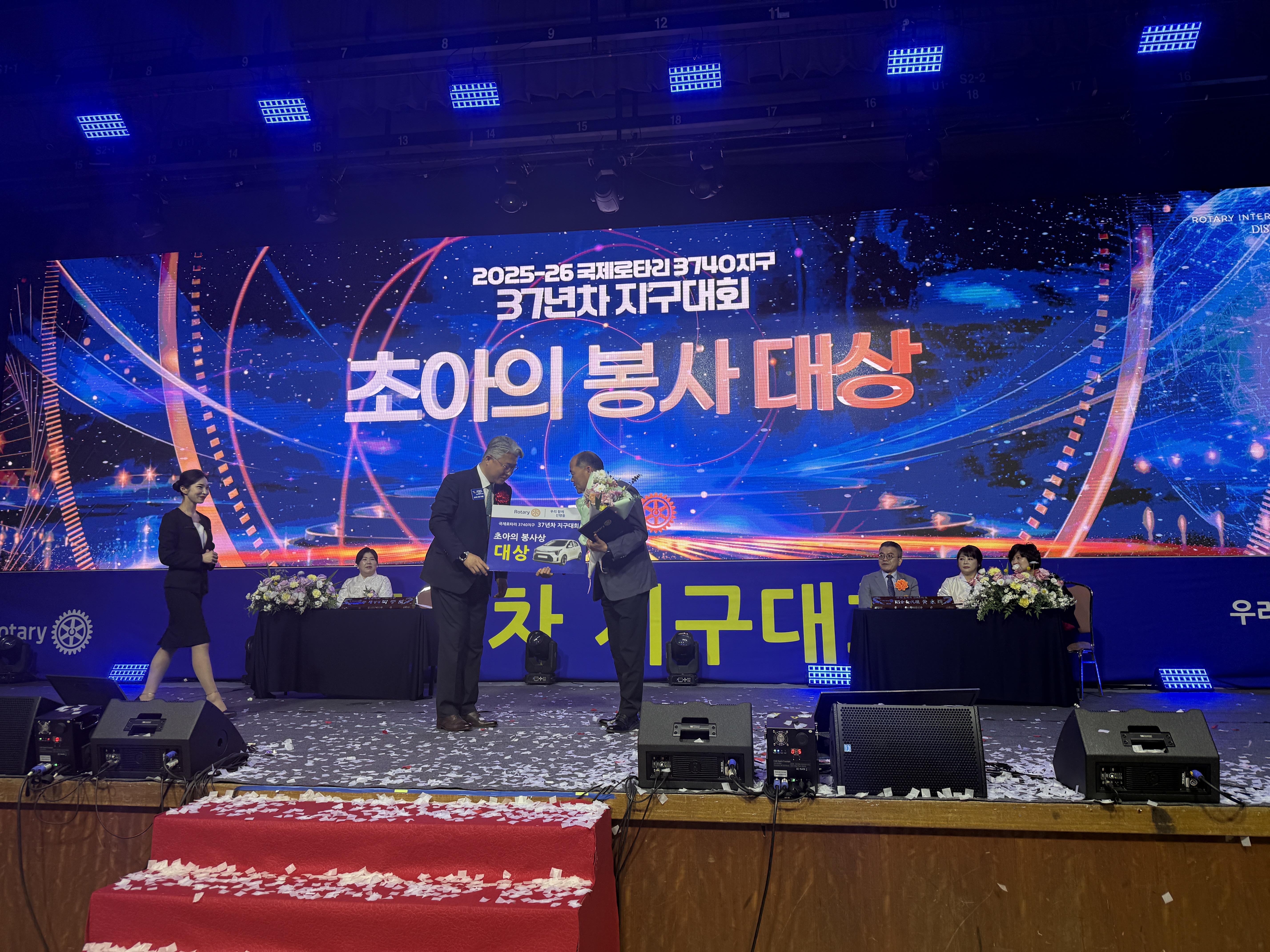 갤러리 이미지